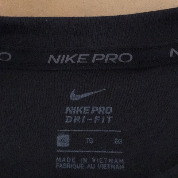 Brand New Nike pro shirt - Picture 4 of 7